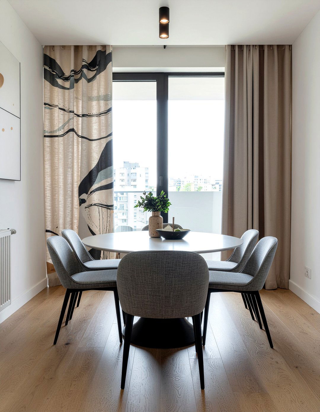 30 Patterned Curtain Dining Room Ideas for Elegance