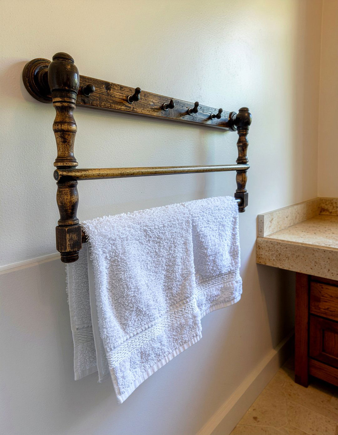 Accordion Wall Towel Rack - 30 bathroom towel styling ideas