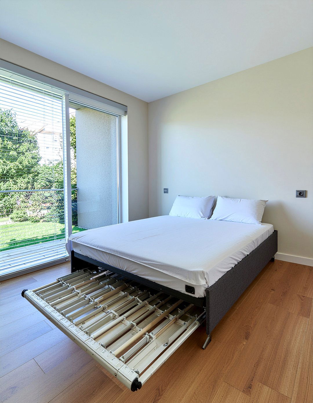 Adjustable bed base - 30 bedroom bed frames