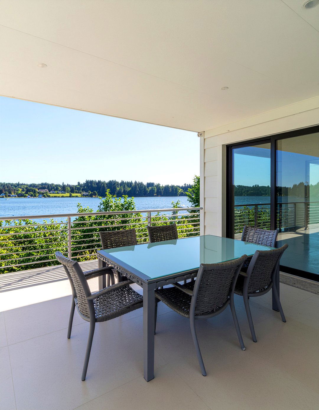 All Weather Porch Dining - 30 porch dining ideas