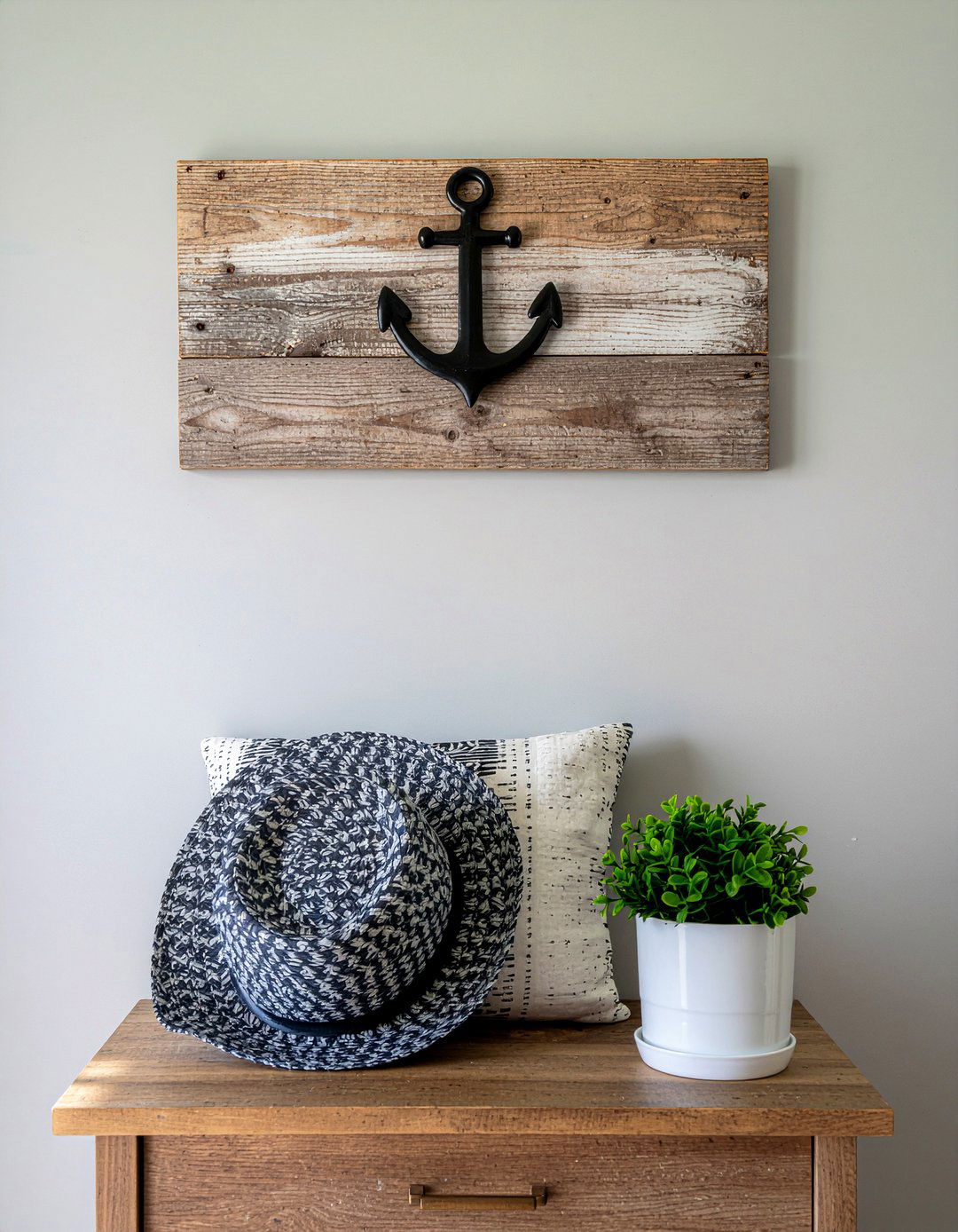 Anchor Wall Hook - 30 pirate bedroom ideas