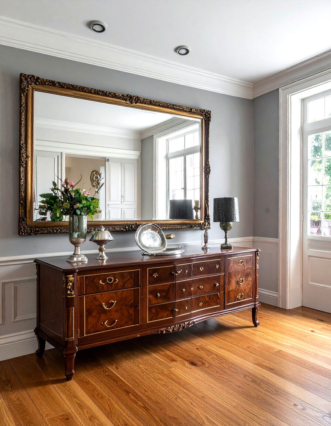 Antique Buffet Sideboard - 30 stately dining room ideas