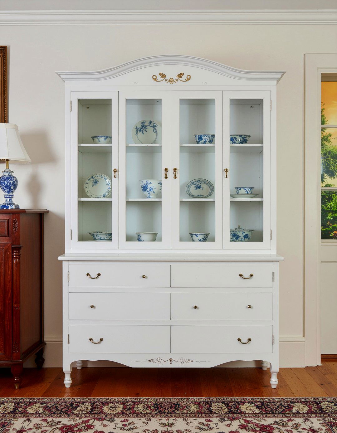 Antique China Hutch - 30 country dining room ideas