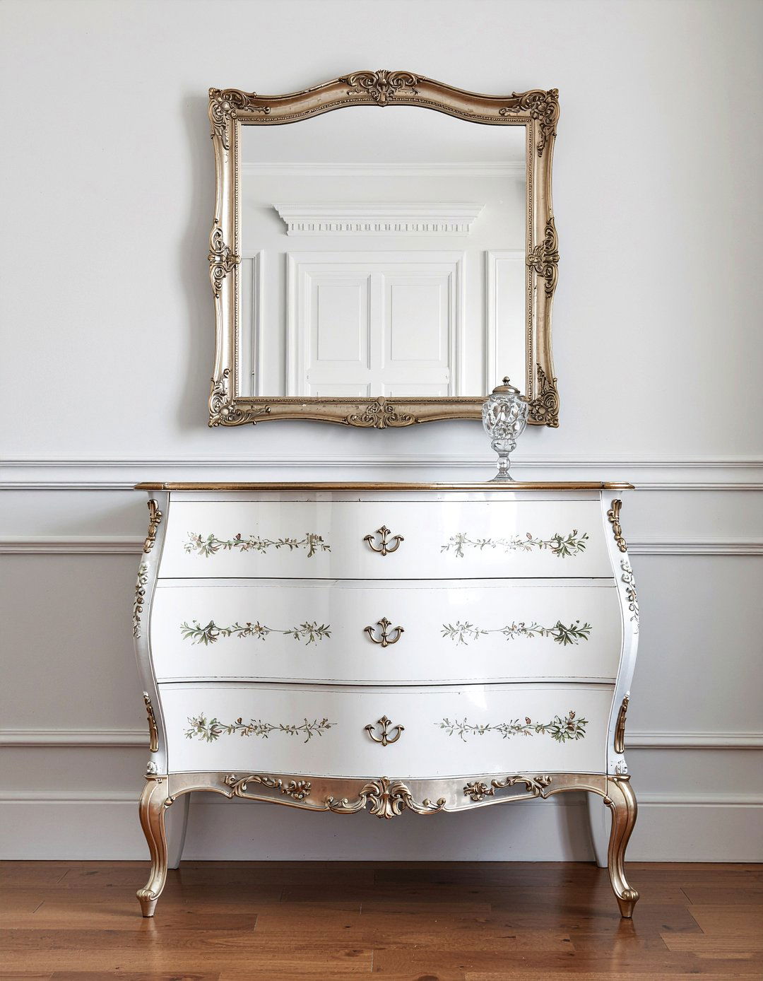 Antique French Dresser - 30 bedroom dresser ideas