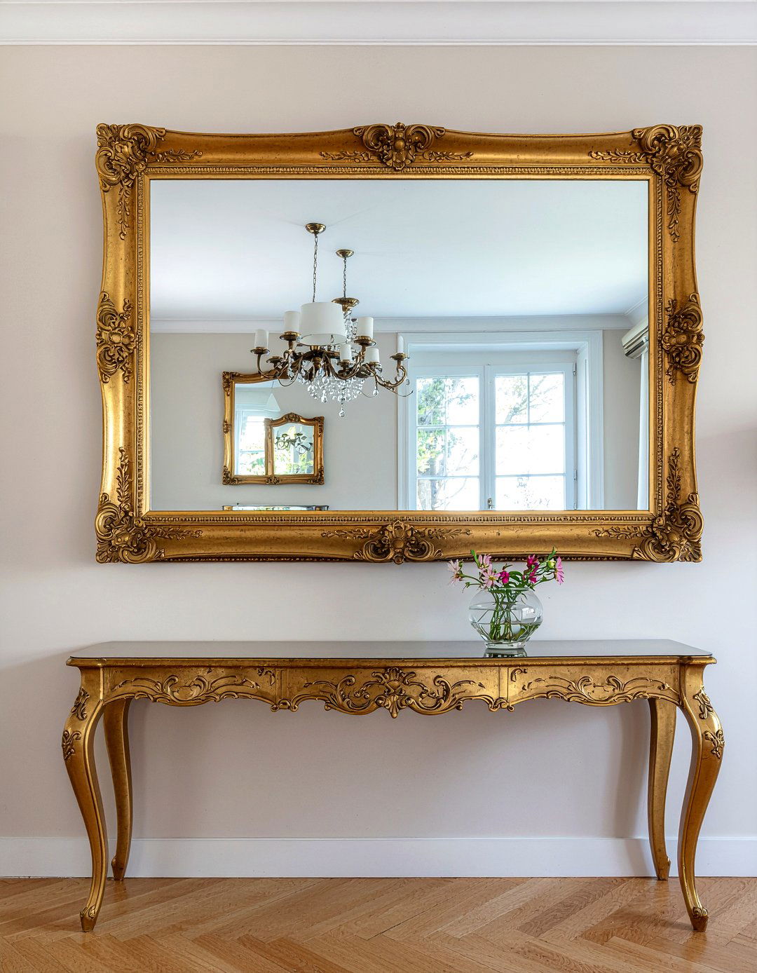 Antique Gold Mirror - 30 French country dining room ideas