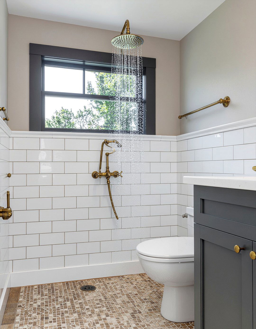 Antique brass bathroom fixtures - 30 Georgian bathroom ideas