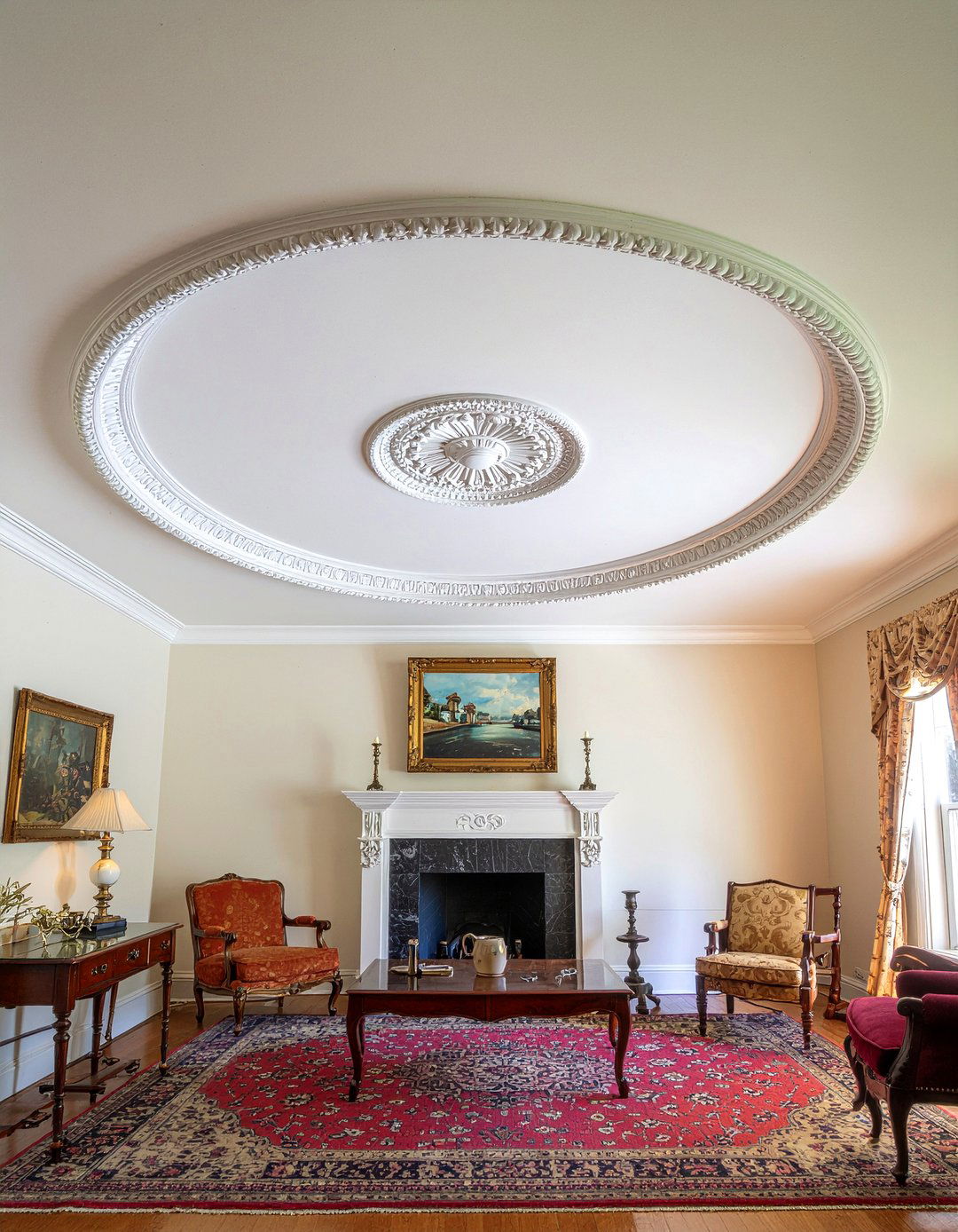 Antique ceiling medallion - 30 living room rosette ideas