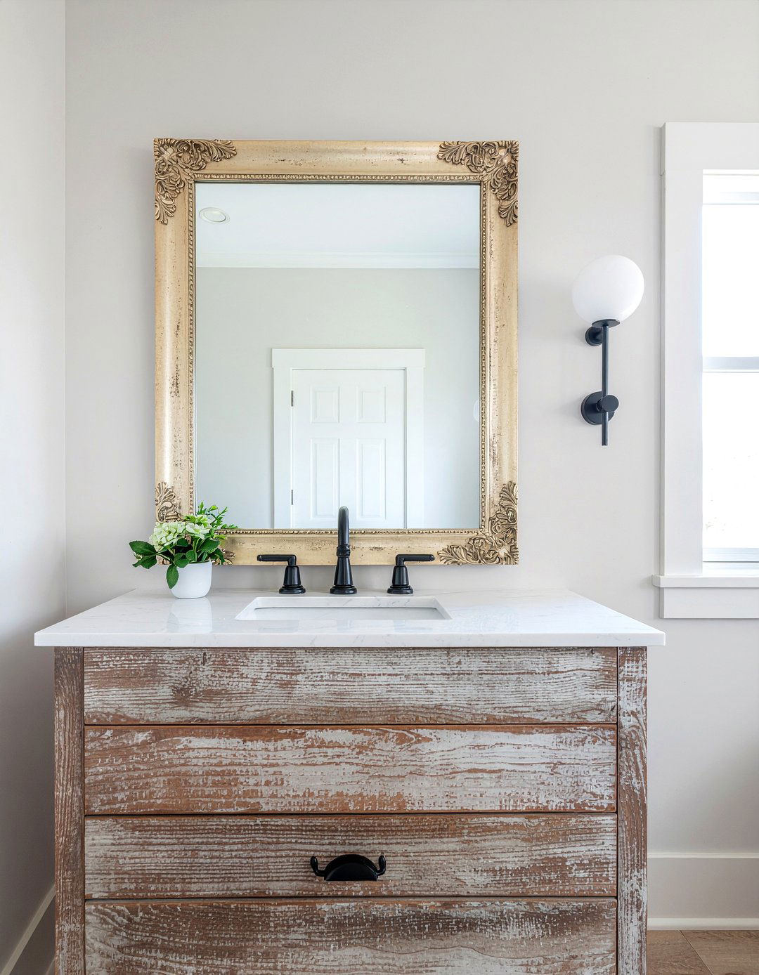 Antique mirror frame - 30 reclaimed material bathroom ideas