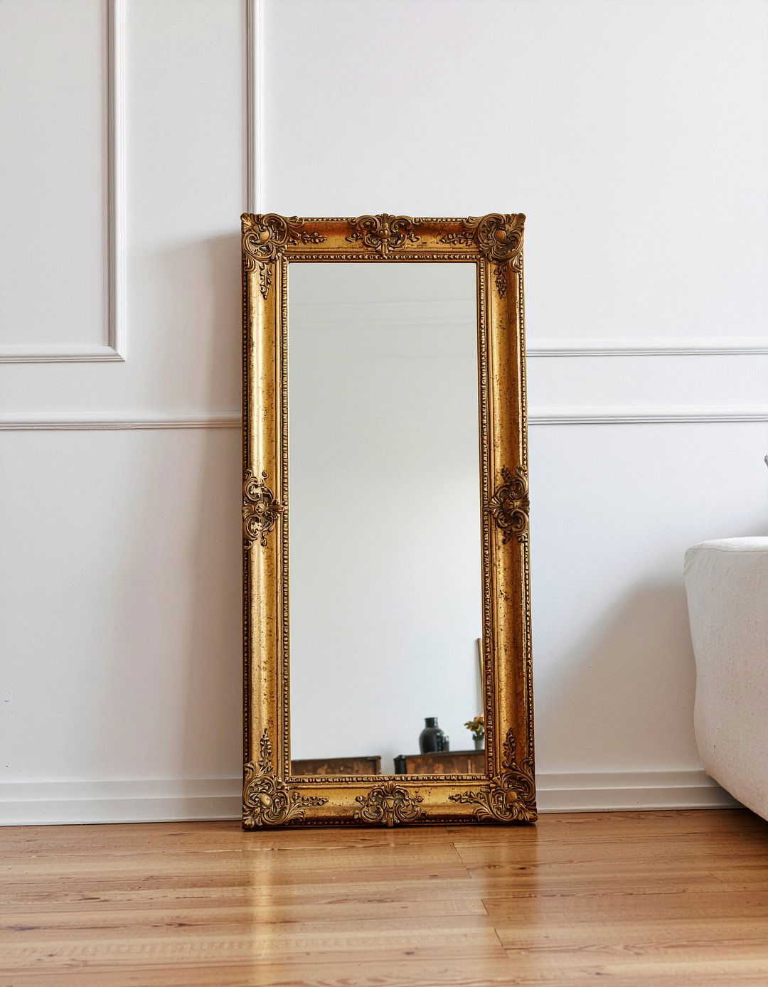 Antique ornate gold mirror - 30 living room mirrors