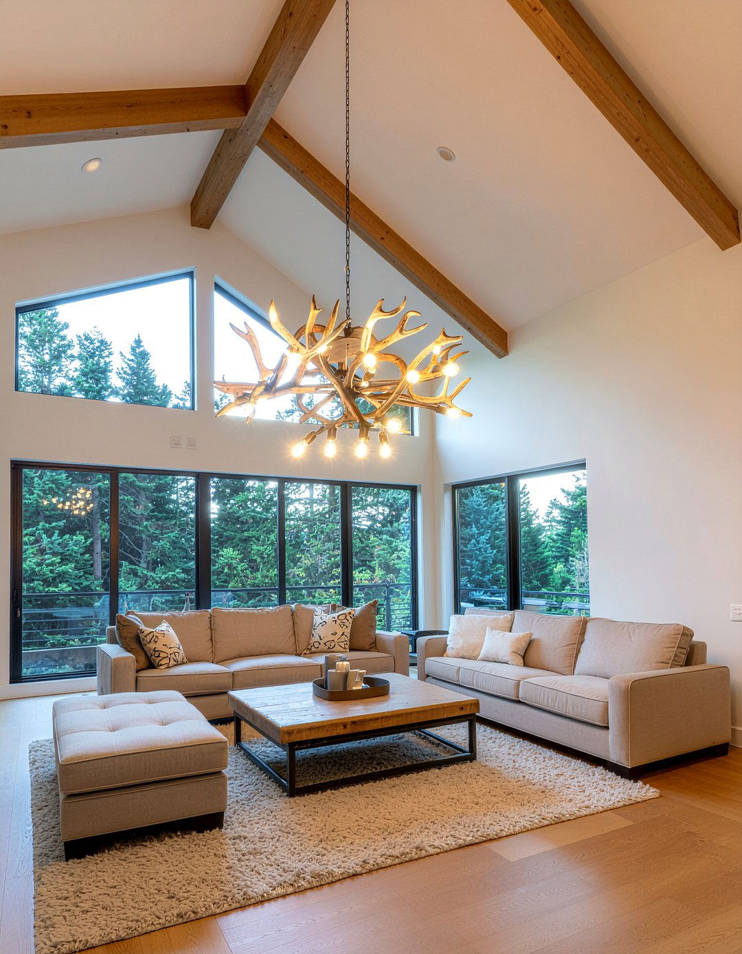 Antler Chandelier Lighting - 30 living room mountain furniture ideas