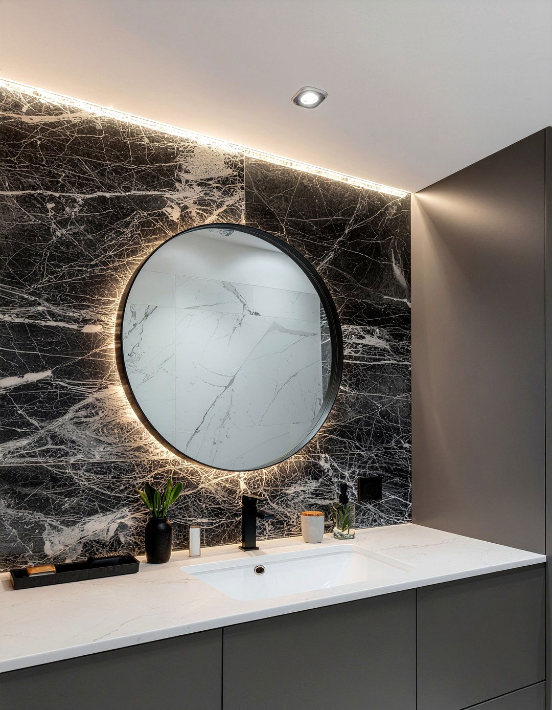 Arabescato Marble Backsplash - 30 marble tile bathroom ideas