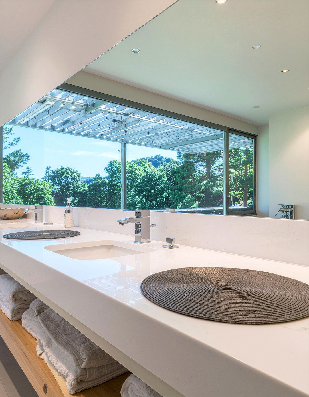 Arabescato marble bathroom - 30 marble countertop bathroom ideas