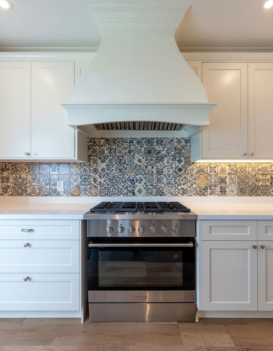 Arched Vent Hood - 30 range hood kitchen ideas