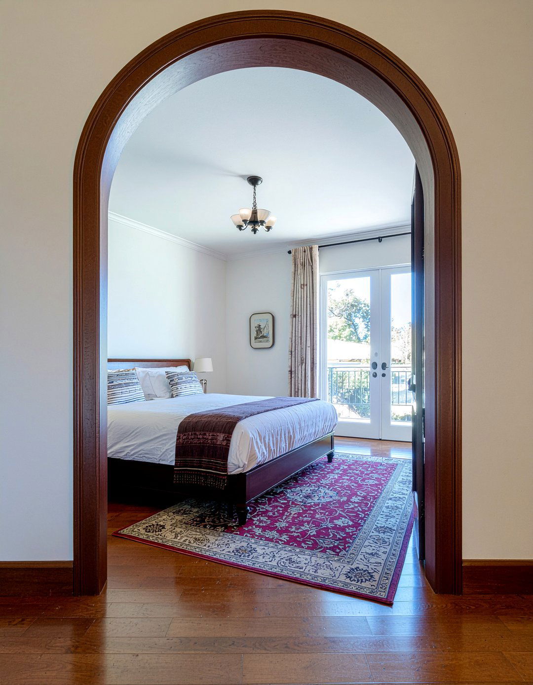 Arched pocket door - 30 bedroom pocket doors