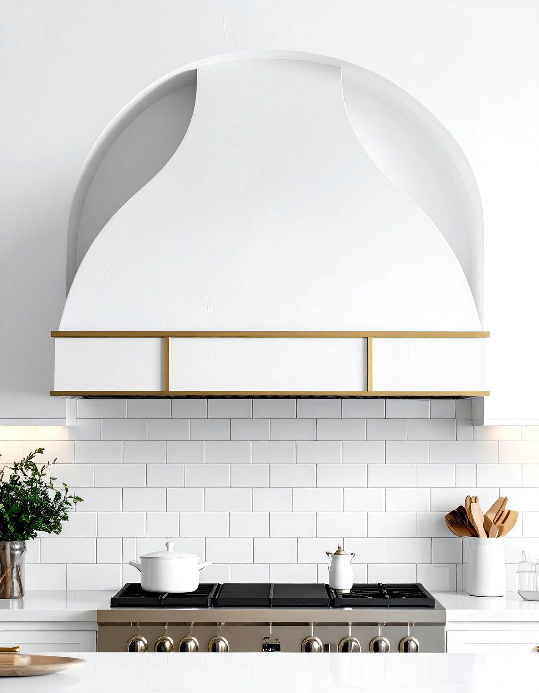Arched range hood - 30 kitchen arch ideas