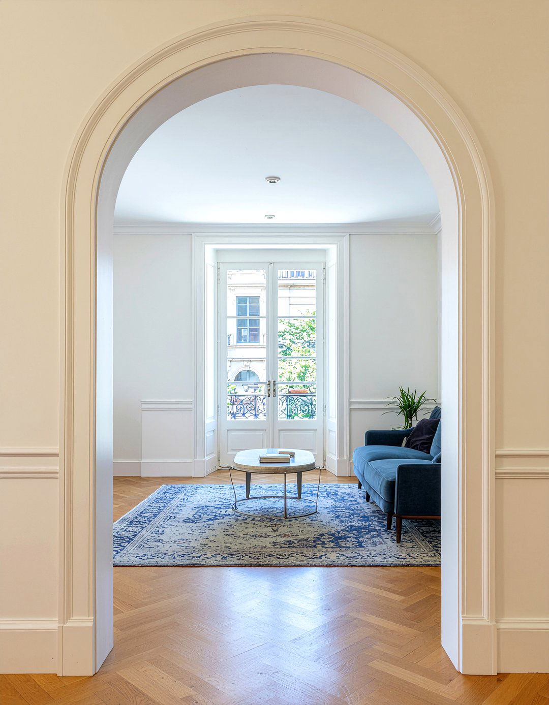 30 Light Academia Living Room Ideas for Elegant Style