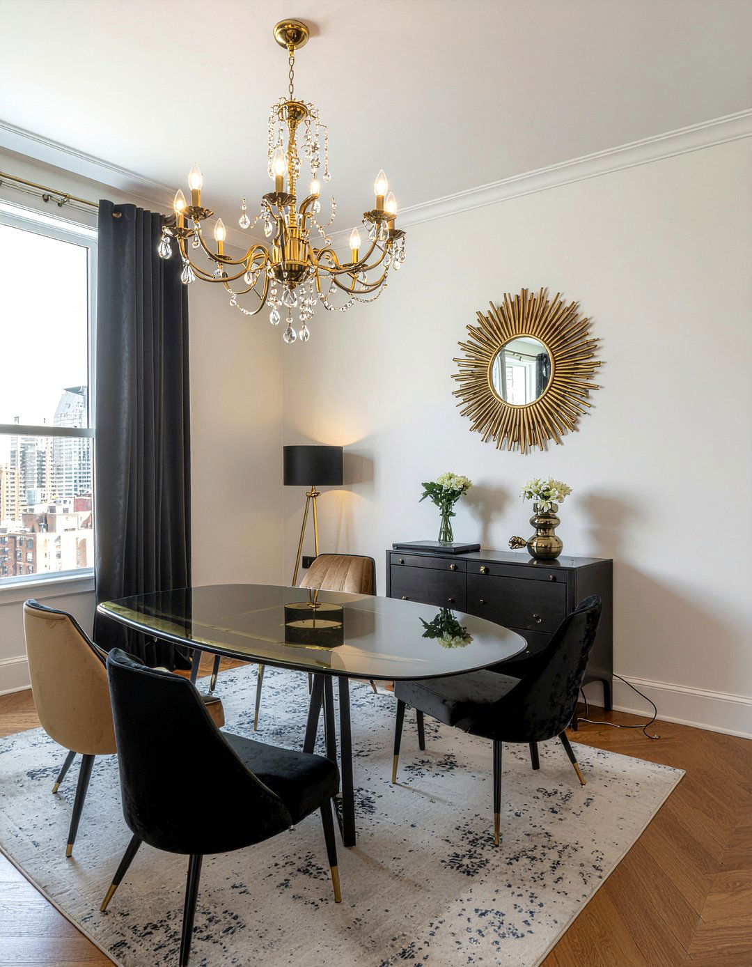 Art Deco Dining Room - 30 New York dining room ideas