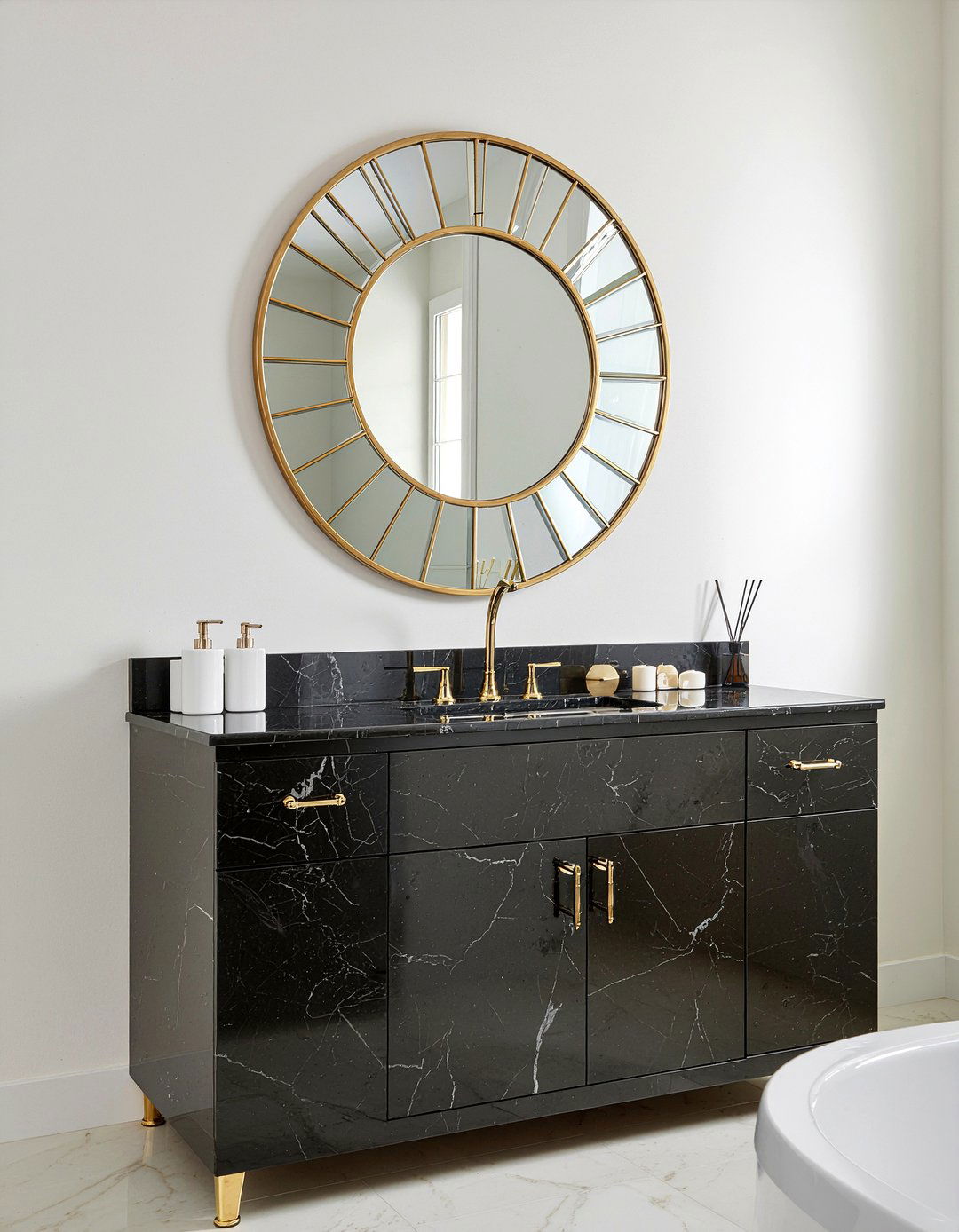 Art Deco Mirror - 30 bathroom period style ideas