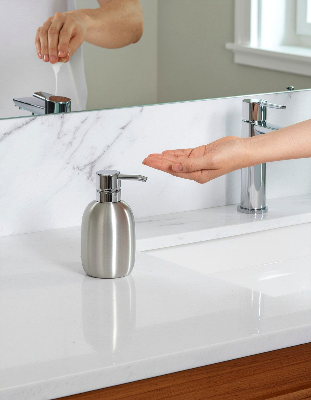 Automatic soap dispenser - 30 bathroom electrical ideas