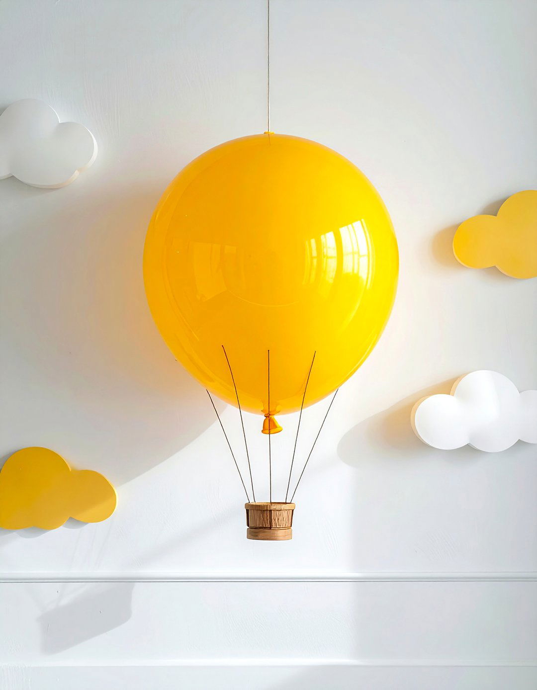 Balloon nursery wall light - 30 nursery lighting ideas