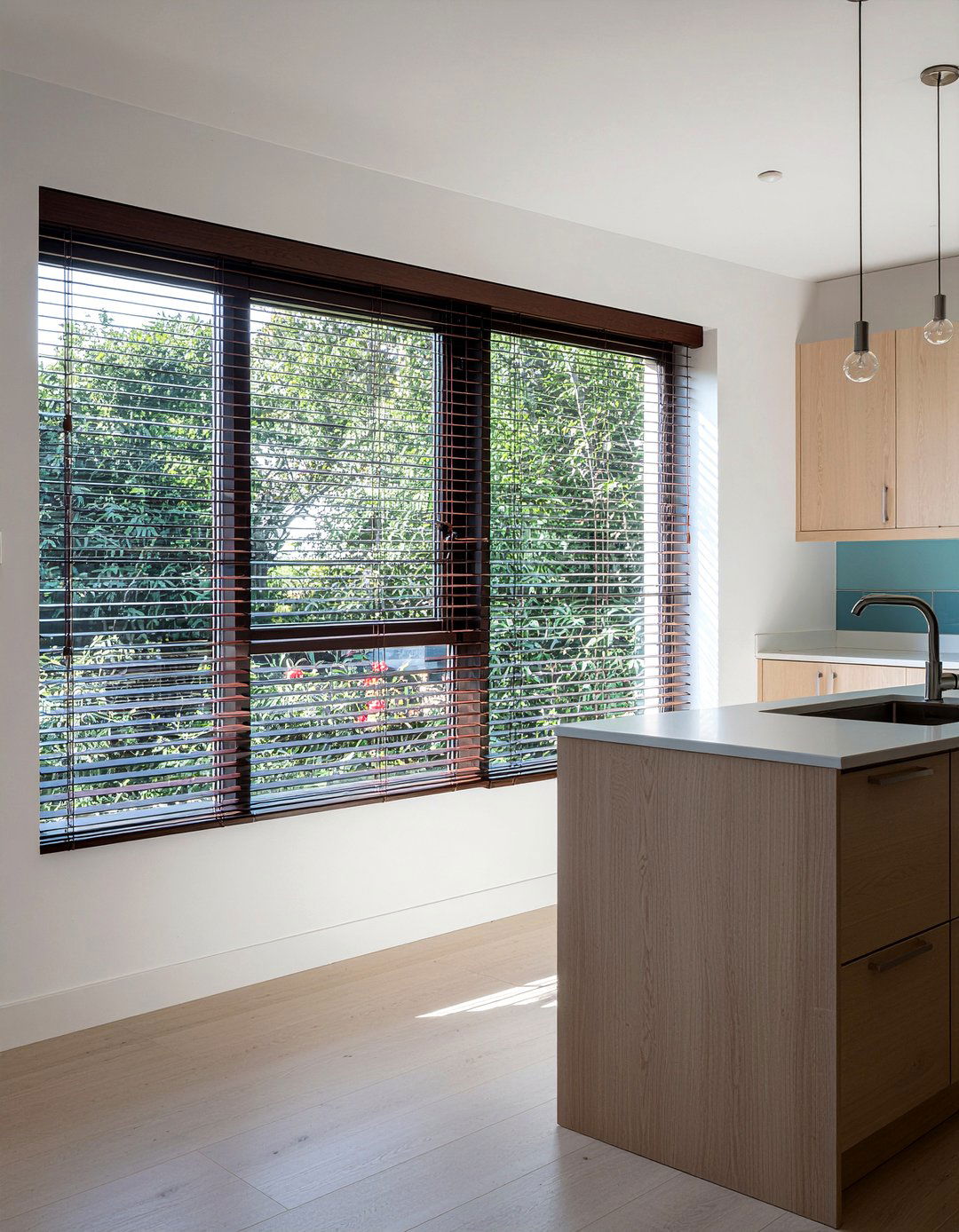 Bamboo Blinds - 30 kitchen window treatment ideas