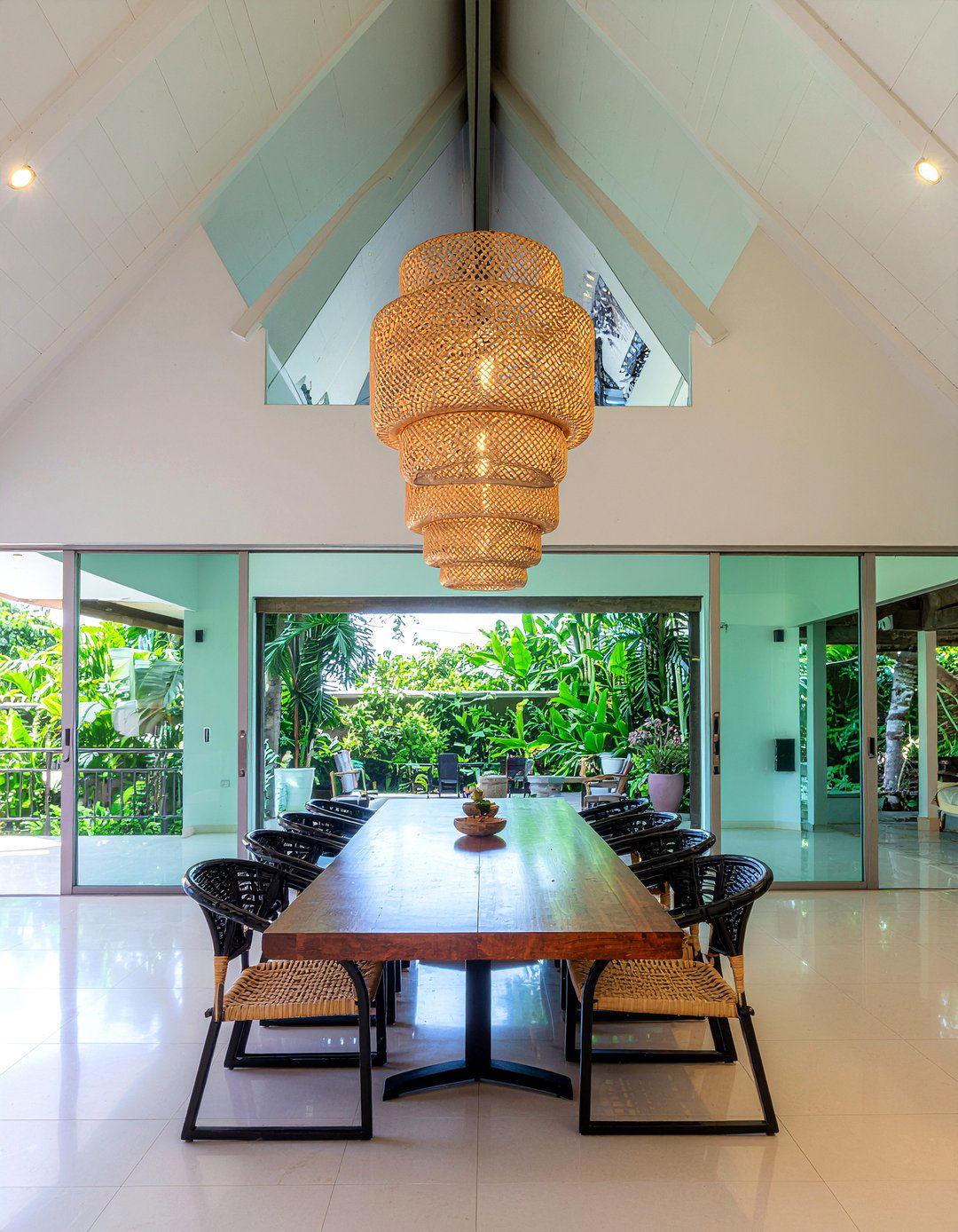 Bamboo Chandelier - 30 bamboo dining room ideas