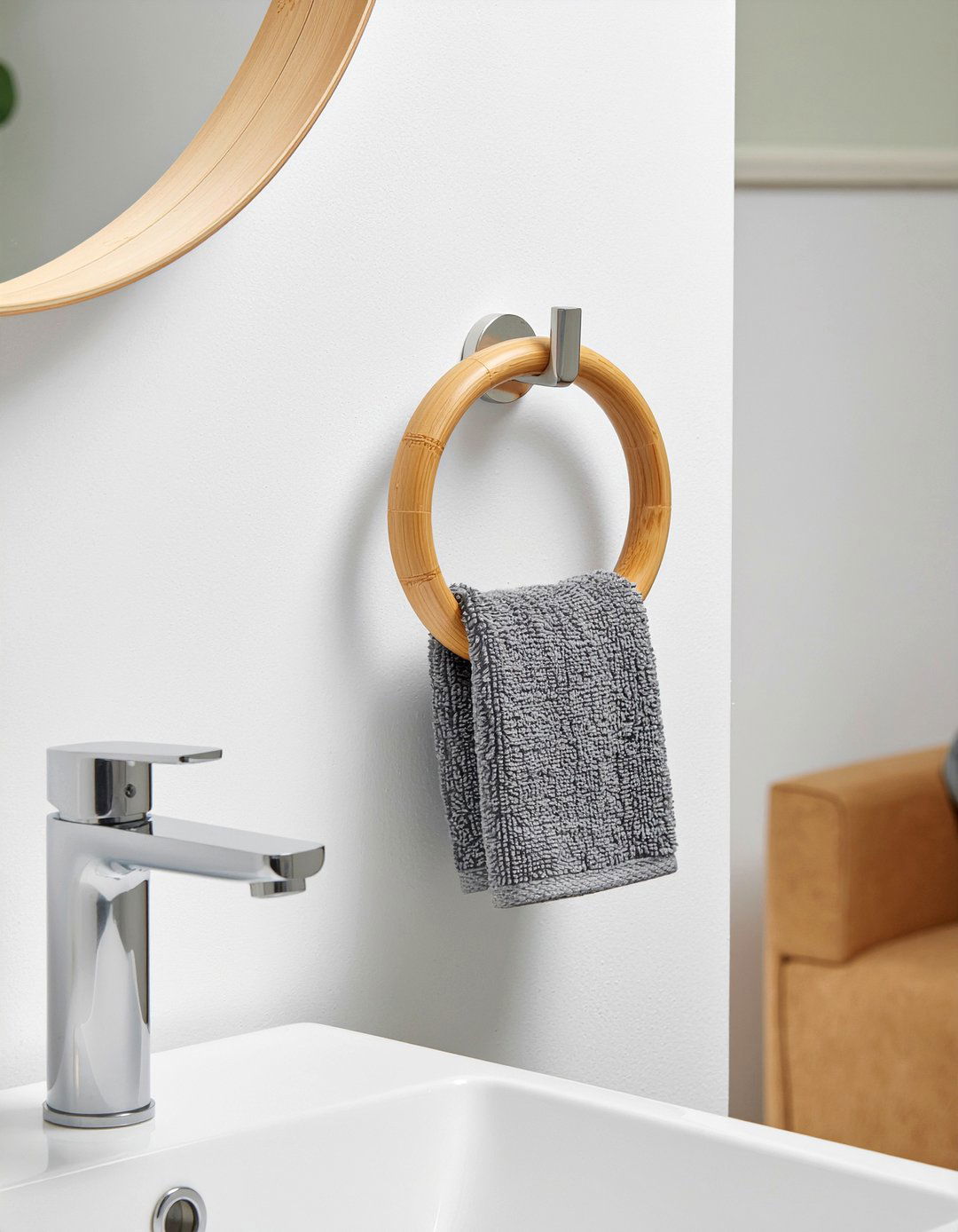 Bamboo Ring For Hand Towels - 30 bamboo bathroom ideas