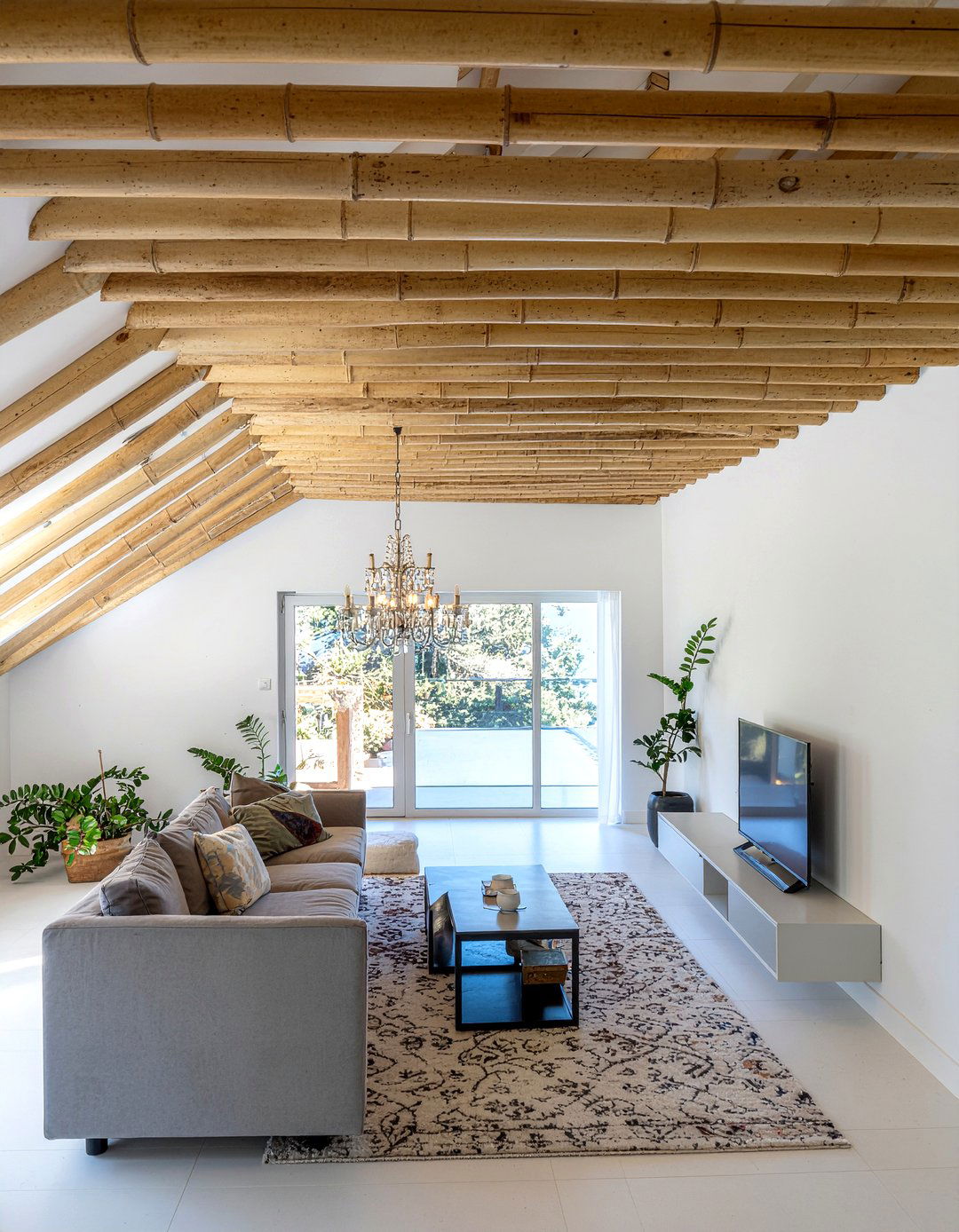 Bamboo ceiling beams - 30 bamboo living room ideas