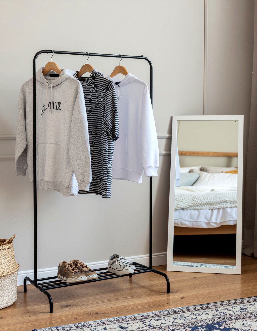 Band tour merchandise display - 30 music themed bedroom ideas