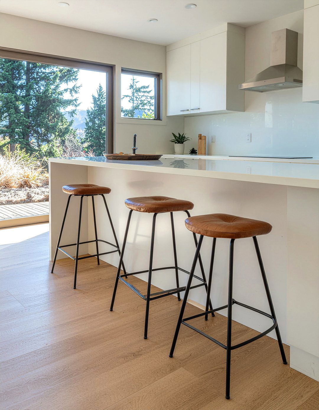 Bar stool styles - 30 kitchen decor ideas
