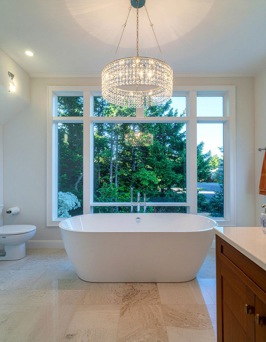 Bathroom Chandelier - 30 luxury bathroom ideas