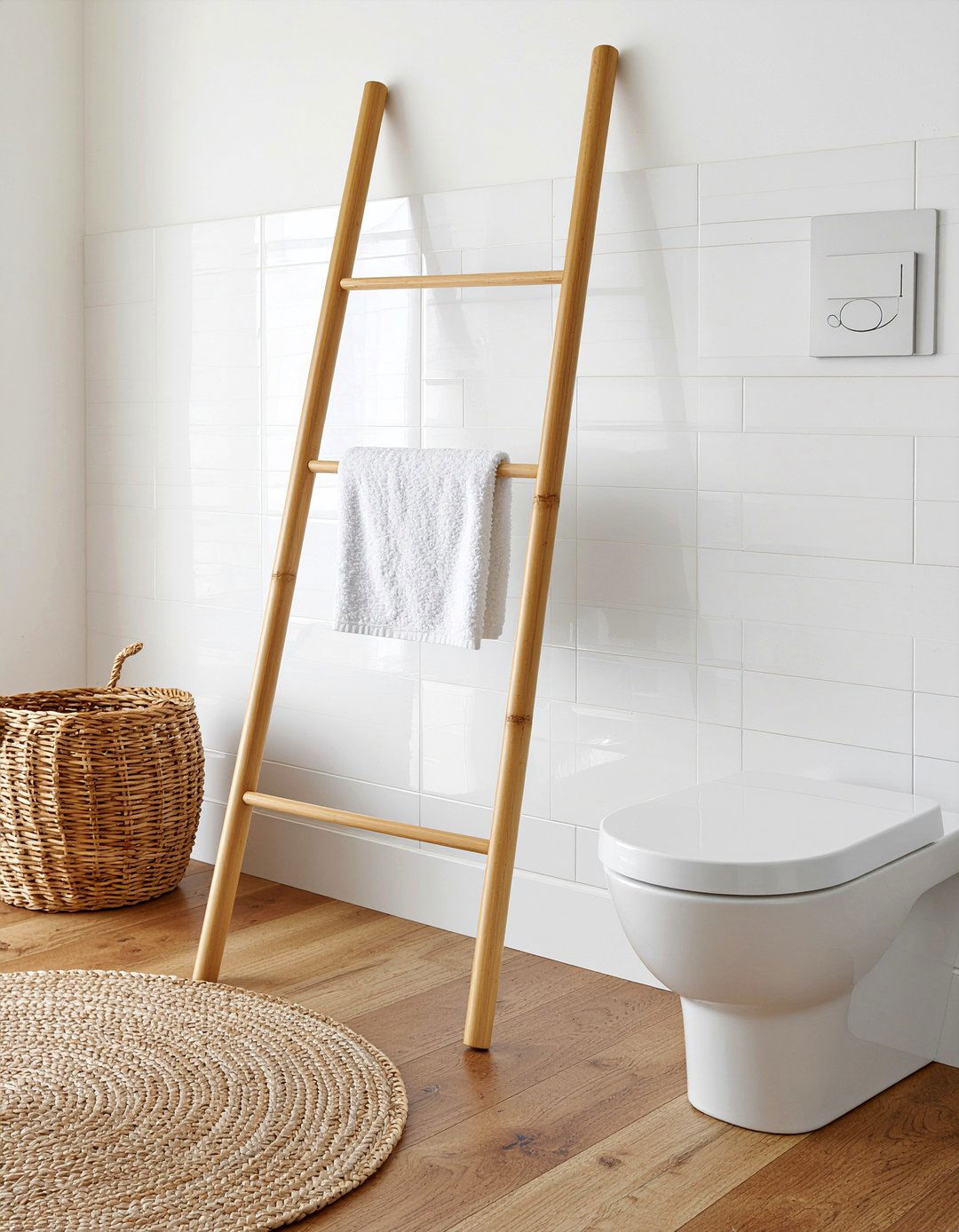 Bathroom ladder rack - 30 small bathroom ideas
