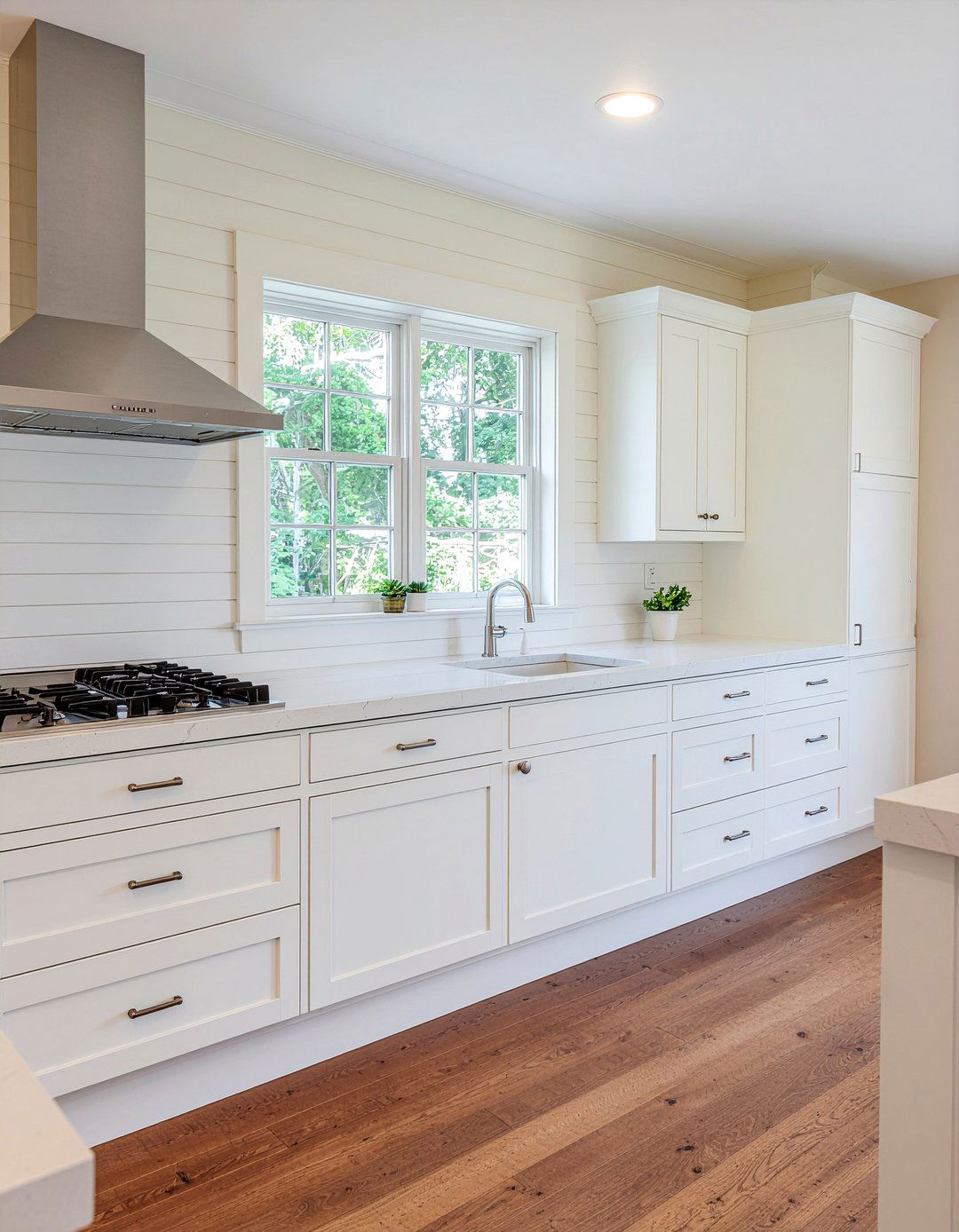 Beadboard Cabinet Doors - 30 kitchen cabinet ideas