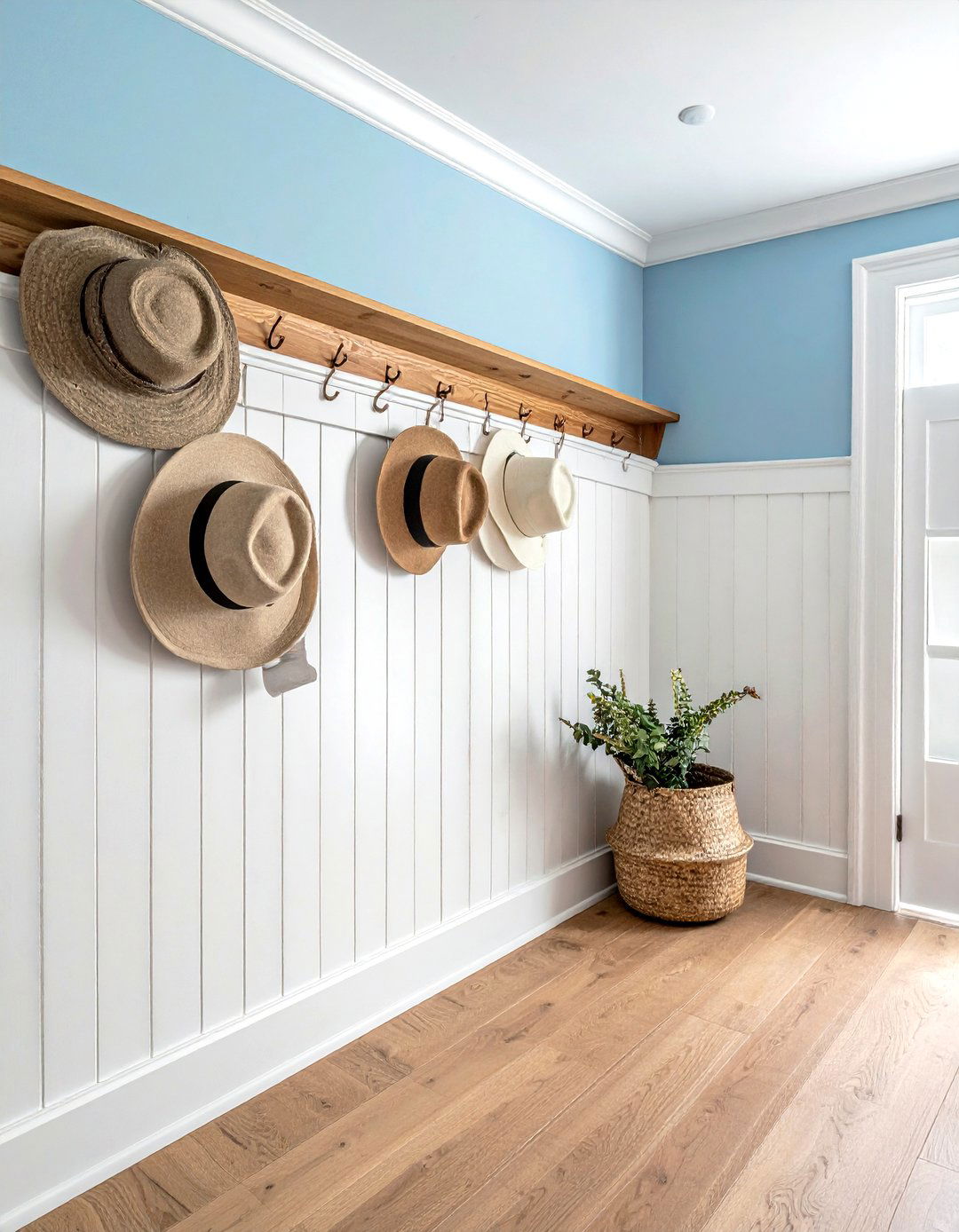 Beadboard wall paneling - 30 cottage home decor ideas