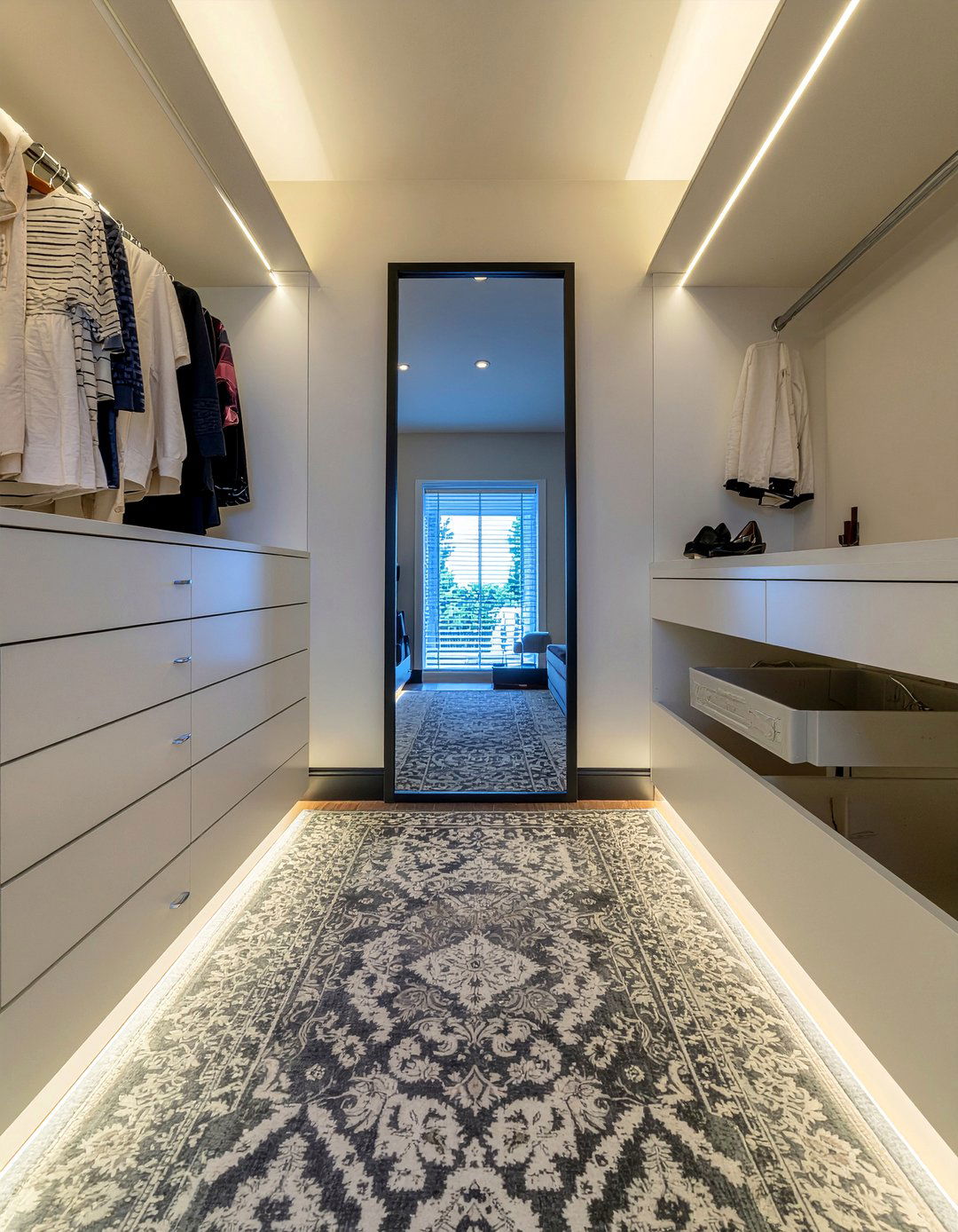 Bedroom Closet System - 30 bedroom multi-functional ideas
