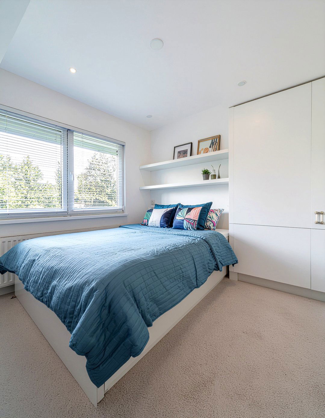 Bedroom Murphy Bed - 30 bedroom dual purpose ideas