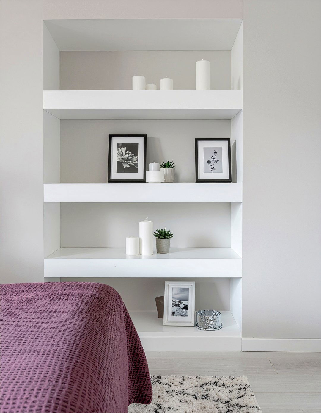 Bedroom alcove floating shelves - 30 bedroom alcove ideas