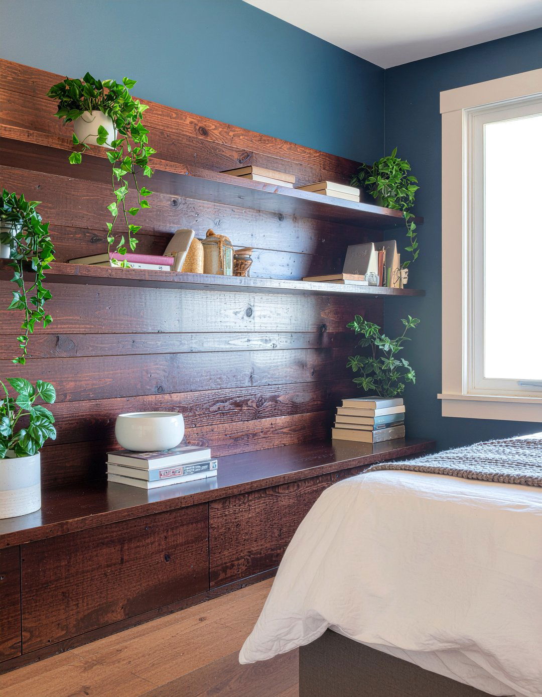 Bedroom alcove shelving - 30 bedroom alcove ideas