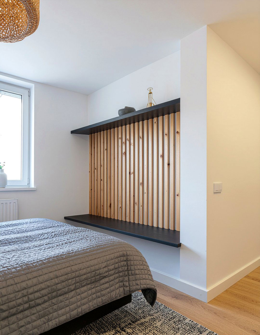 Bedroom alcove wood paneling - 30 bedroom alcove ideas