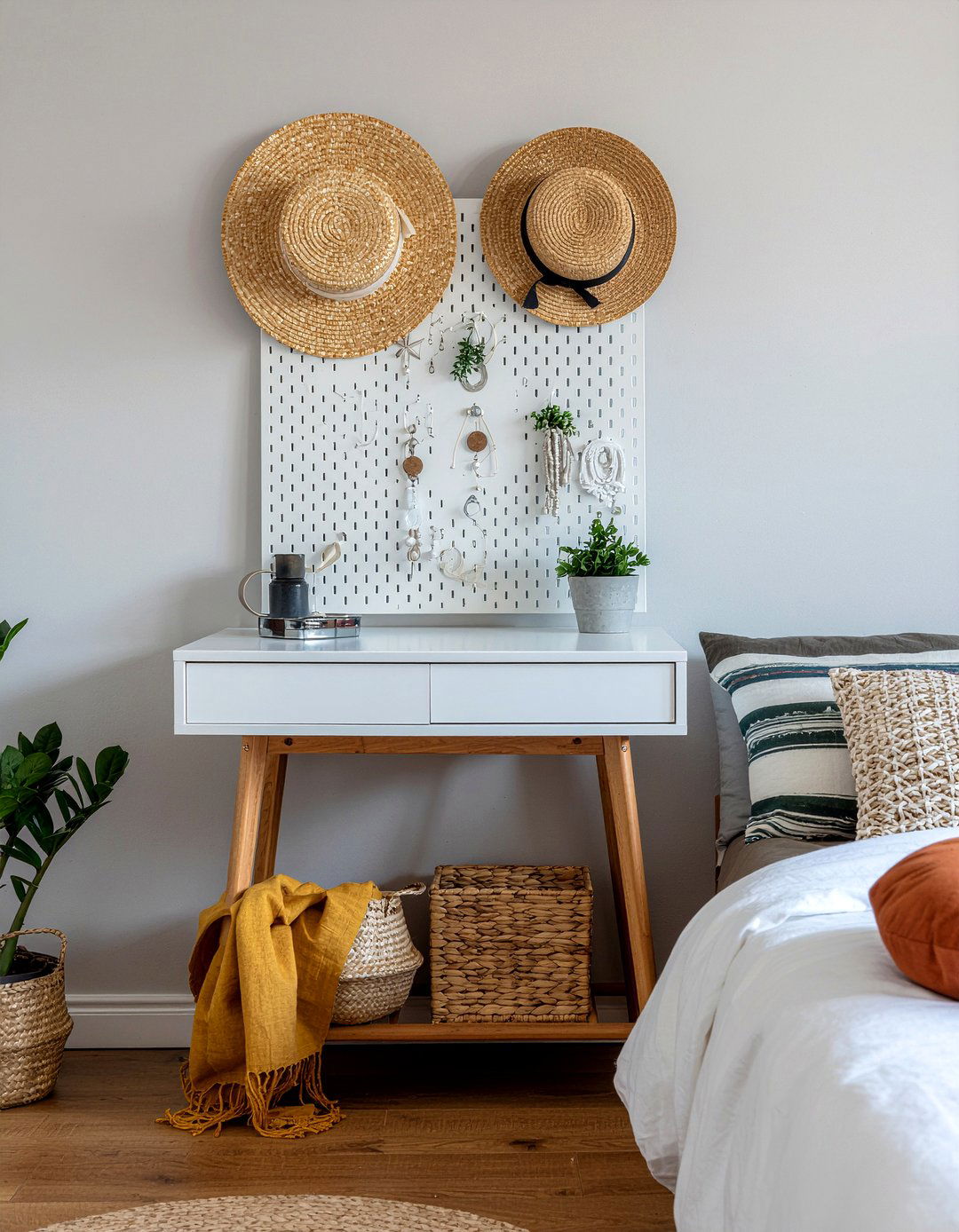 30 Trendy DIY Bedroom Decor Ideas for a Stylish Makeover