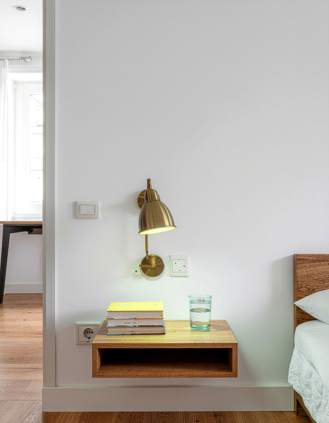 Bedside Wall Shelf - 30 bedroom niche ideas