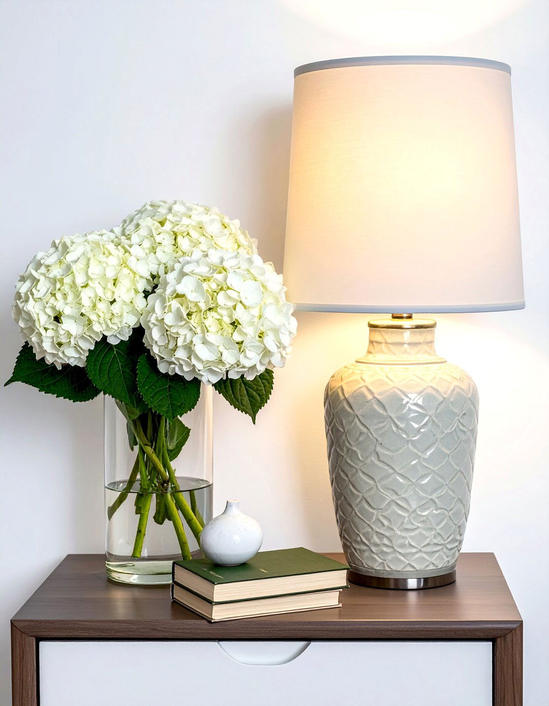 Bedside table lamp and flowers - 30 nightstand vignette ideas