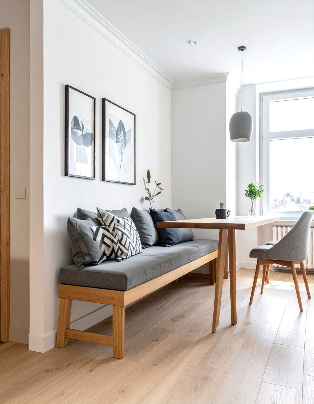 Bench Seating Against Wall - 30 small space dining ideas