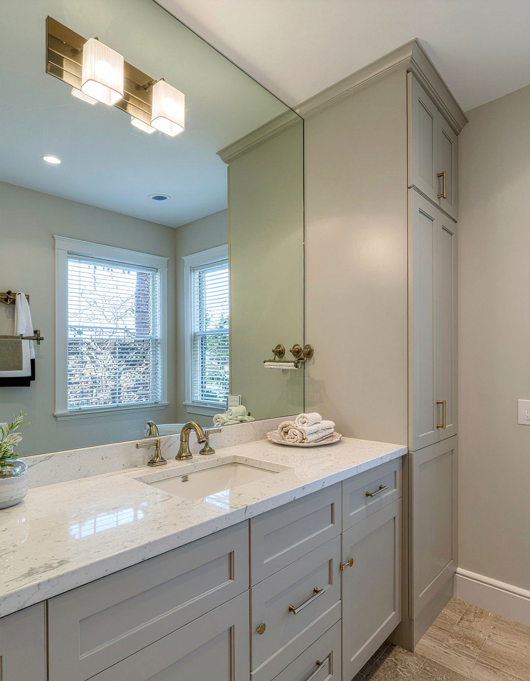 Beveled Edge Mirrored Wall - 30 mirrored wall bathroom ideas