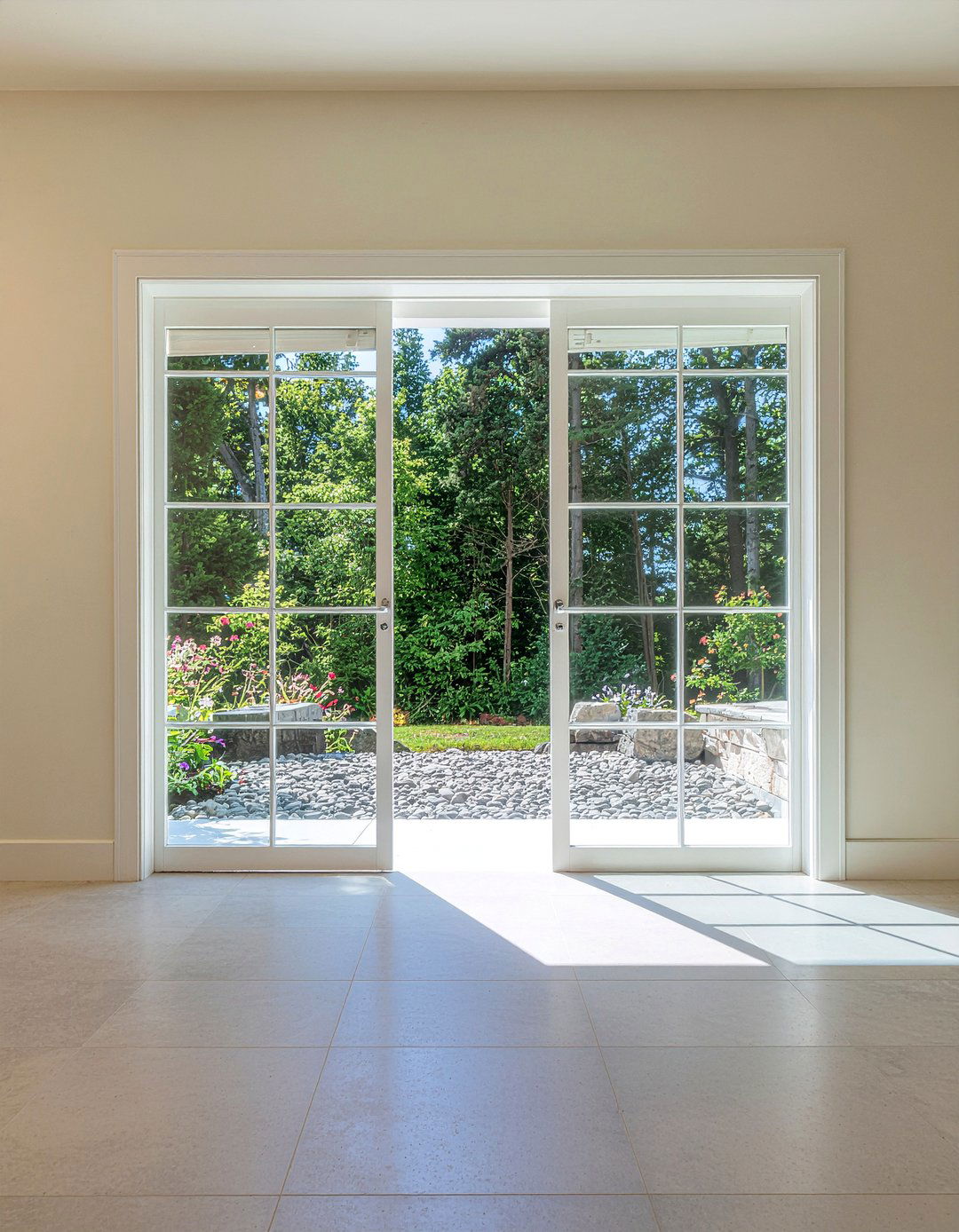 Bi fold bathroom french doors - 30 bathroom French door ideas