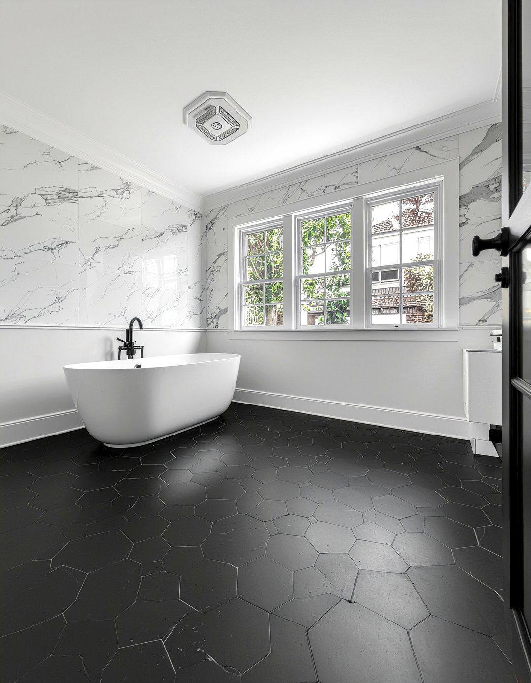 Black And White Bathroom - 30 bathroom inspiration ideas