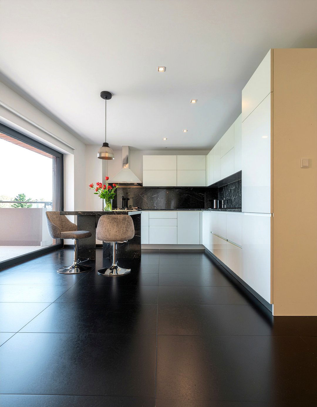 Black Kitchen Floor - 30 black kitchen ideas