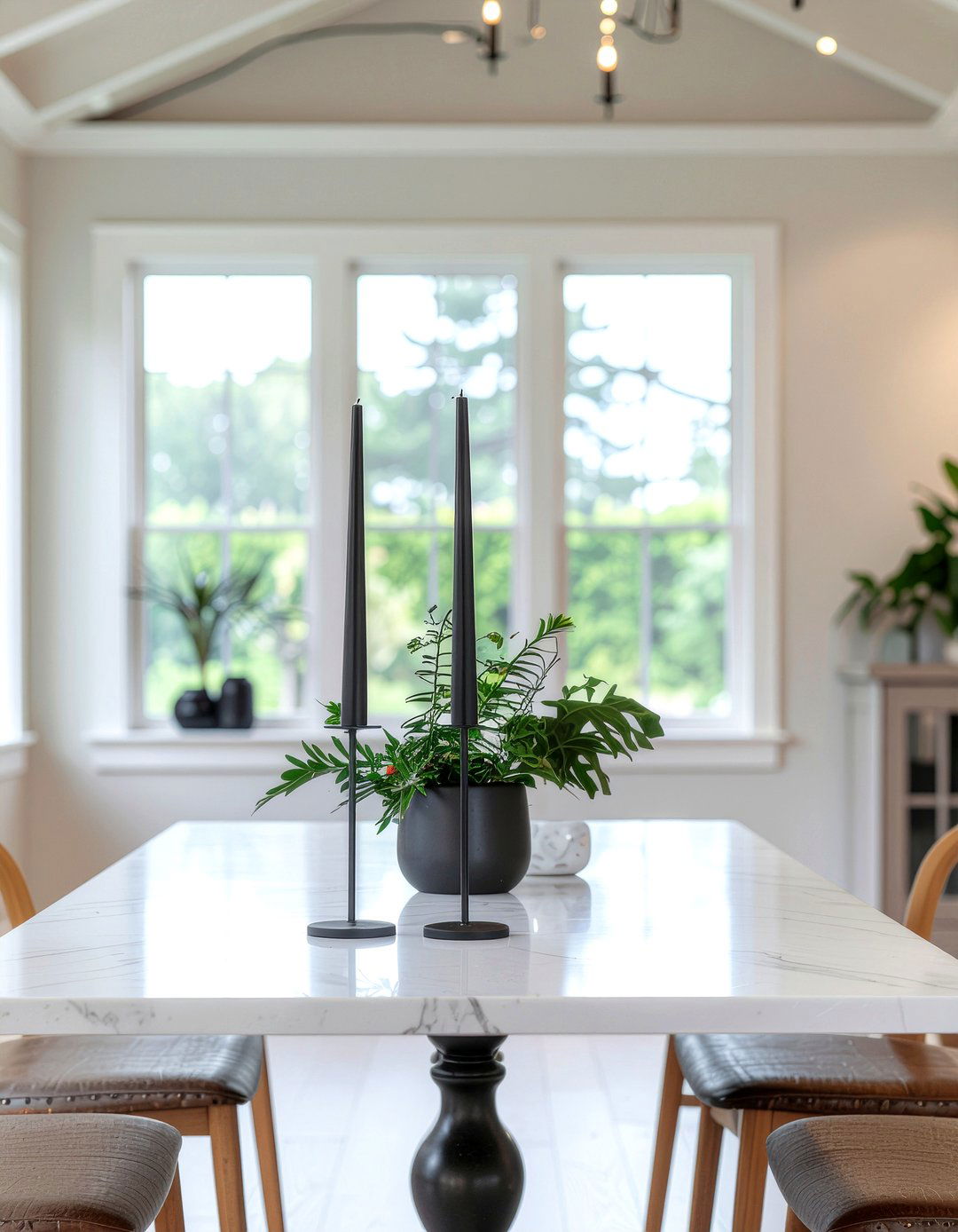 Black Taper Candle - 30 minimalist centerpiece dining ideas