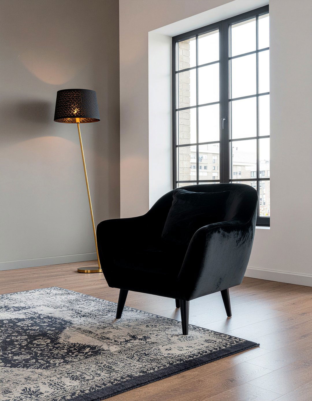 Black Velvet Armchair - 30 living room black furniture ideas