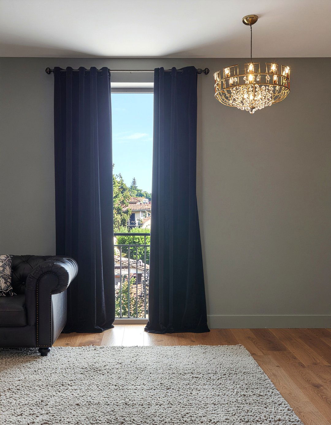Black Velvet Curtains - 30 all black living room ideas